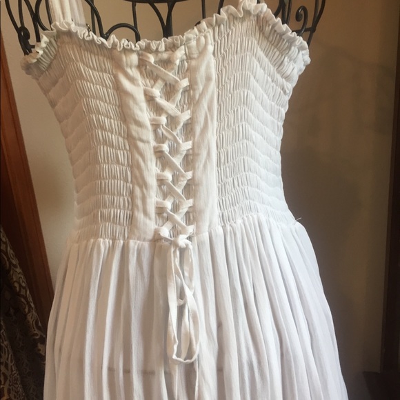 Lotus Traders long white dress - Picture 2 of 6